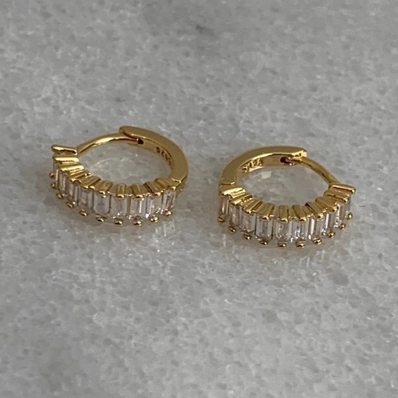 Modest Lu Jewelry - COPY - 18K Gold Thick Huggie Hoop Crystal Earrings Brand New